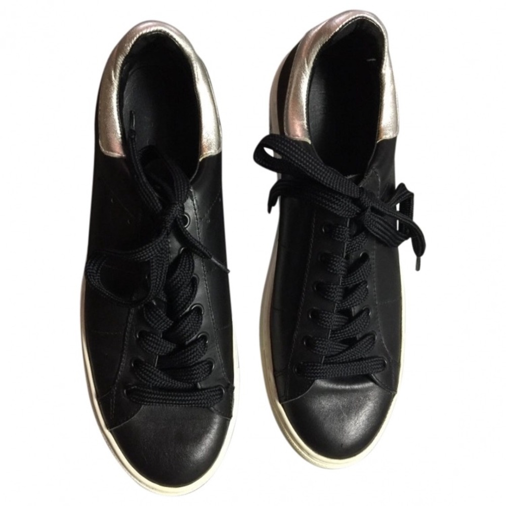 Iro Unisex Sneakers
